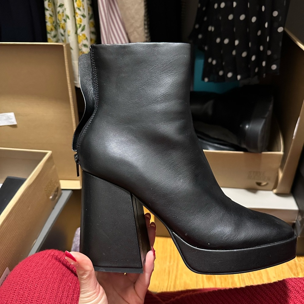 Steve Madden Black Heeled Boots